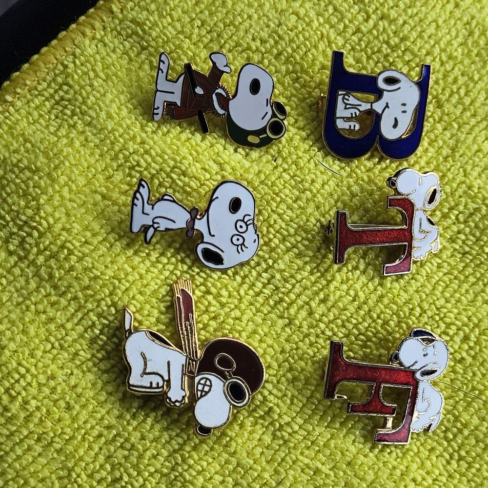 Snoopy Enamel Pin Set Limited Edition